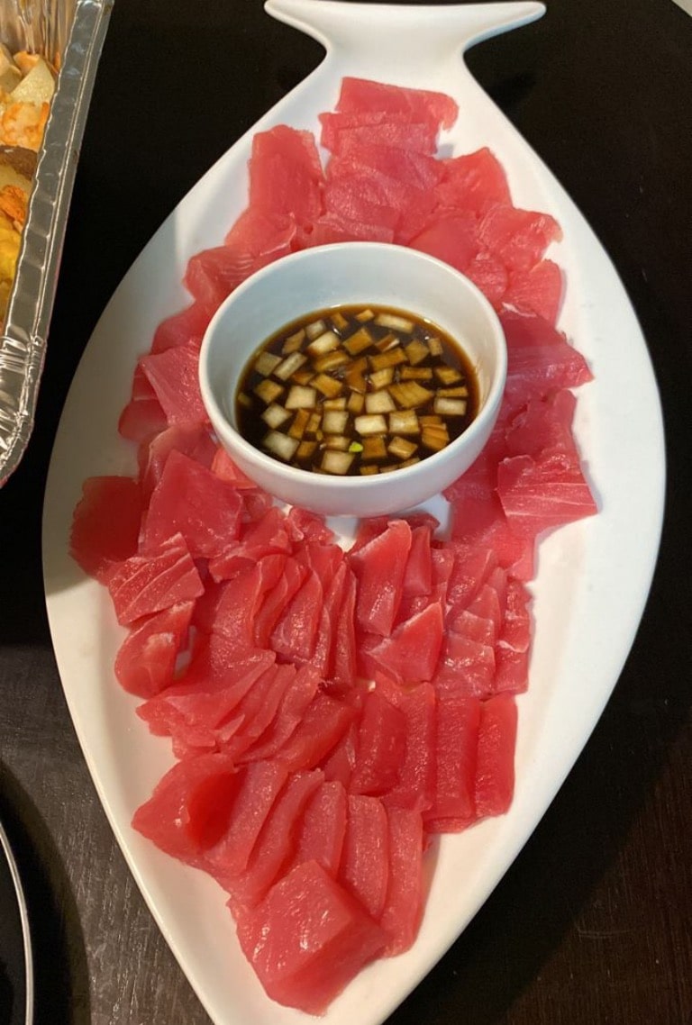 Tuna sashimi