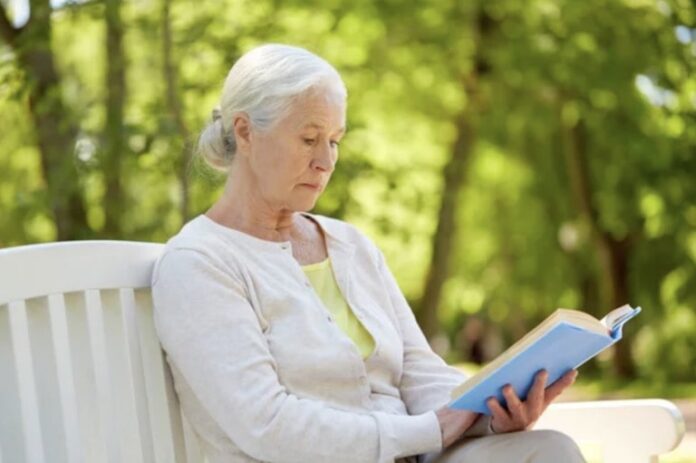 why-senior-memory-care-is-essential-for-alzheimers-and-dementia