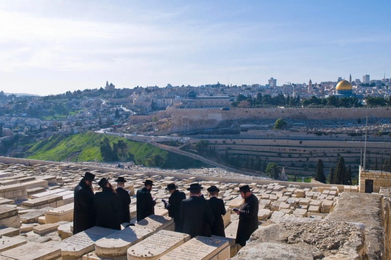 jewish cemetery on the mount of olives